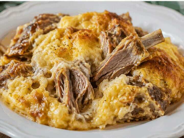 Agnello cacio e ova: la ricetta tradizionale abruzzese