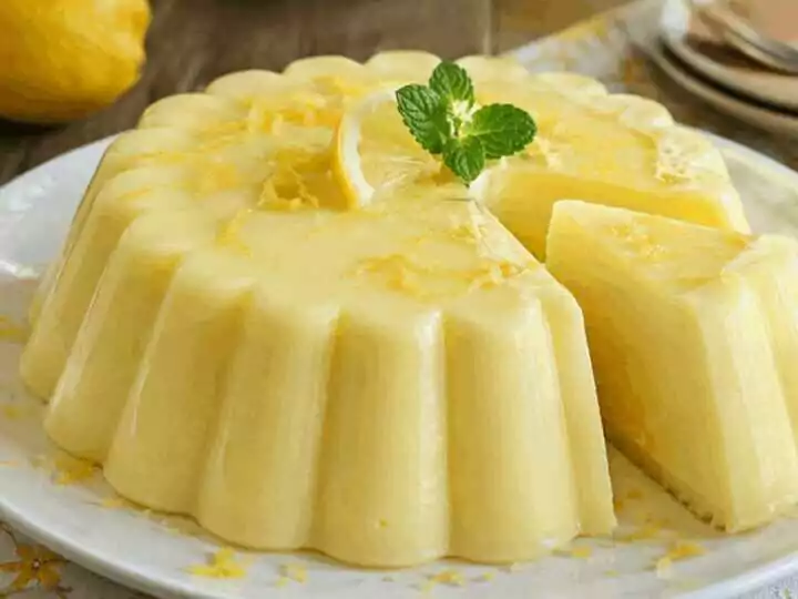 Budino al Limone: il Dolce Cremoso e Profumato della Tradizione Italiana