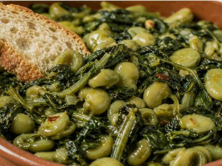 Fave e cicoria alla pugliese (Puglia)