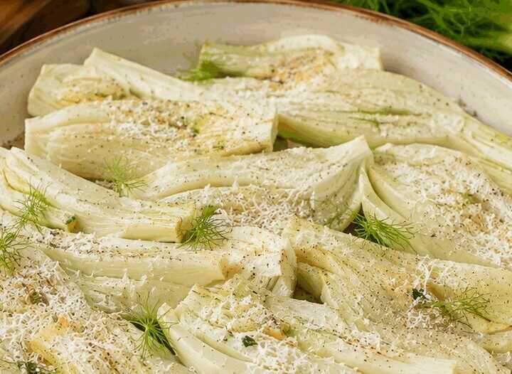 Finocchi alla Siciliana con Pangrattato e Pecorino – Sicilia