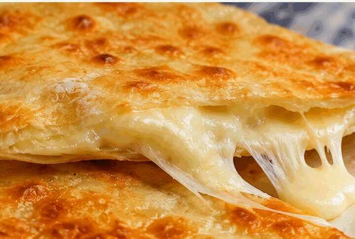 Focaccia di Recco col formaggio – Liguria