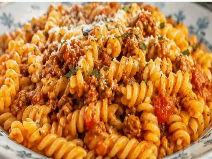 Fusilli Avellinesi al Ragù Irpino – Campania