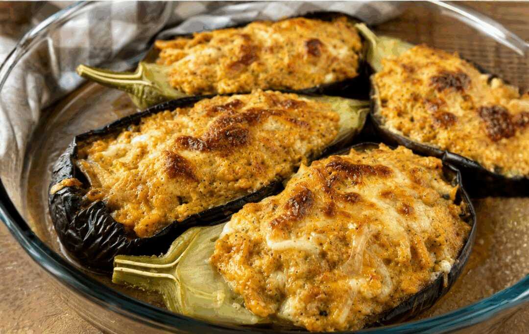 Melanzane ripiene al forno, gustose e filanti