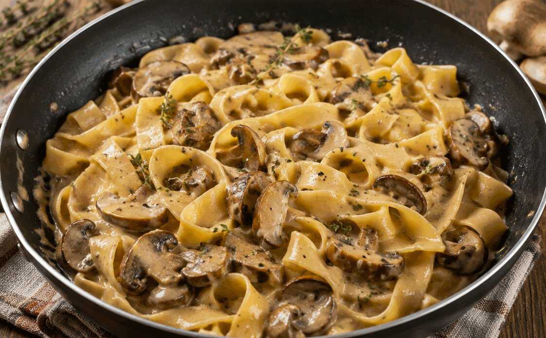 Pappardelle ai Porcini e Timo: la Ricetta Cremosa e Profumata Perfetta per l’Autunno