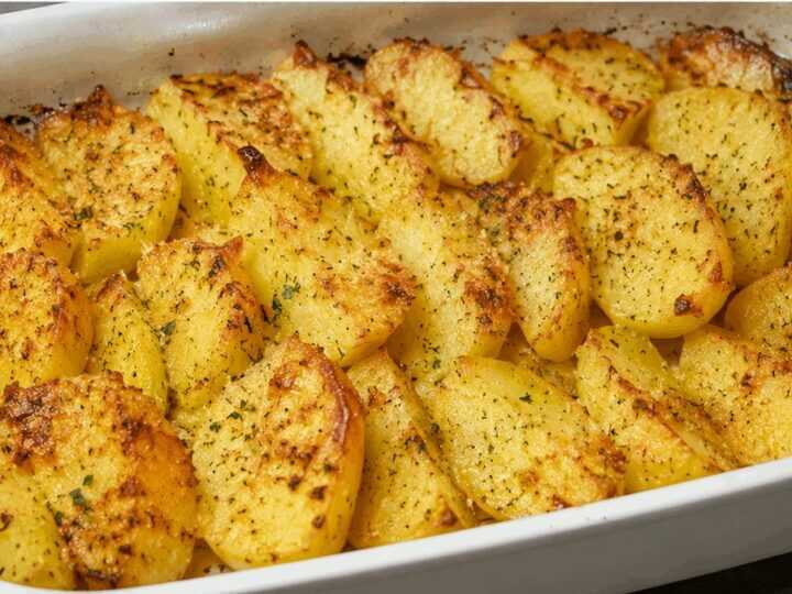 Patate alla Savoiarda Piemontesi: la ricetta tradizionale filante e gratinata