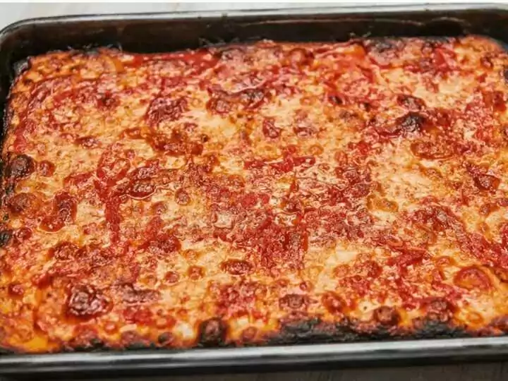 Pizza al tegamino torinese (Piemonte)