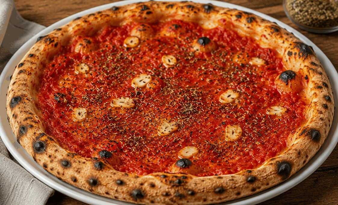 Pizza Marinara Classica: la Ricetta Napoletana Semplice e Profumata con Aglio e Origano
