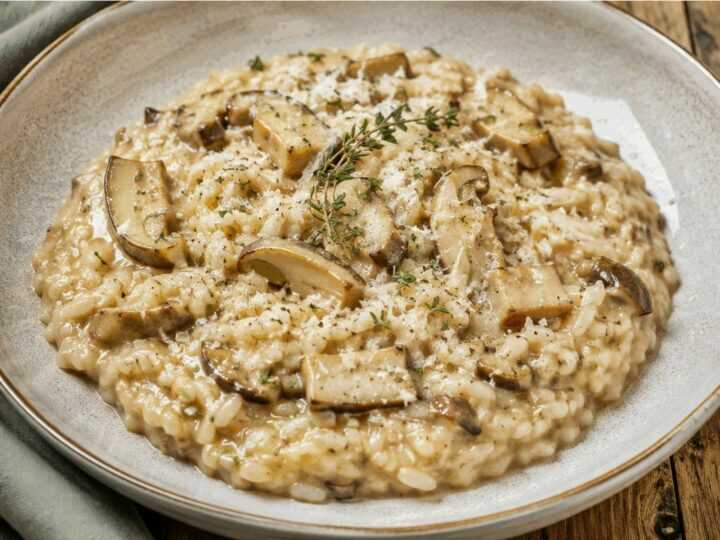 Risotto ai Funghi Porcini con Timo Fresco e Parmigiano Stagionato