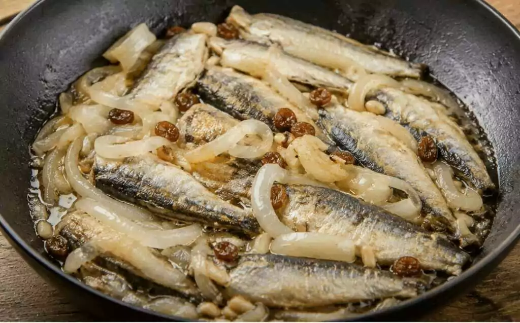 Sarde in Saor Venete: la ricetta tradizionale dal gusto agrodolce