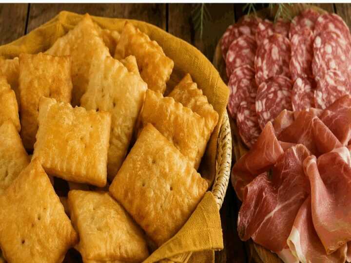 Sgabei Lunigianesi con Salumi – Toscana