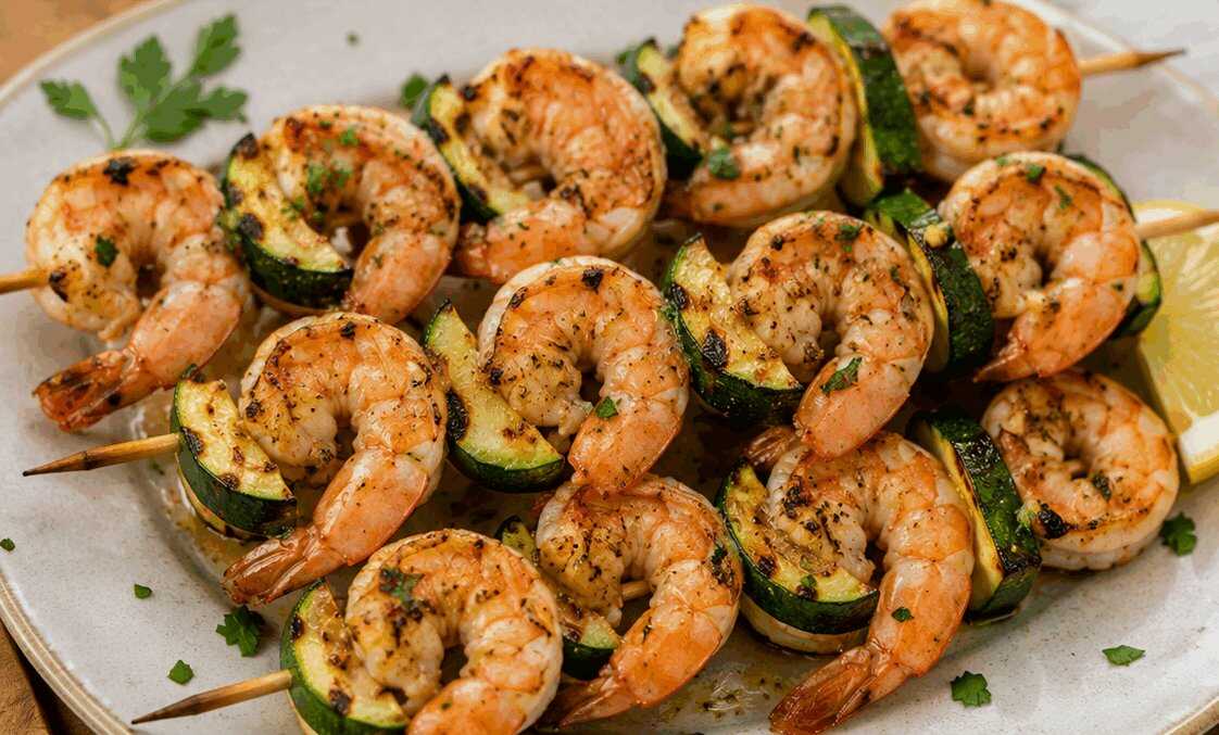 Spiedini di Gamberi e Zucchine: la Ricetta Leggera e Sfiziosa Perfetta per una Cena Veloce