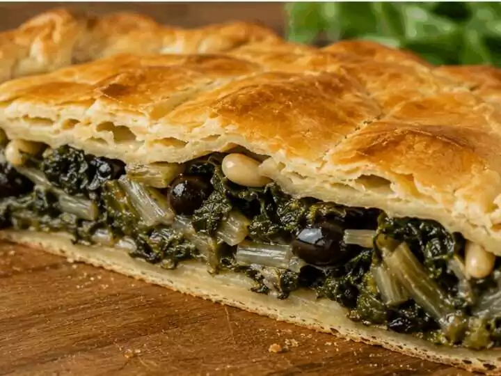 Torta rustica di scarola e olive – Campania